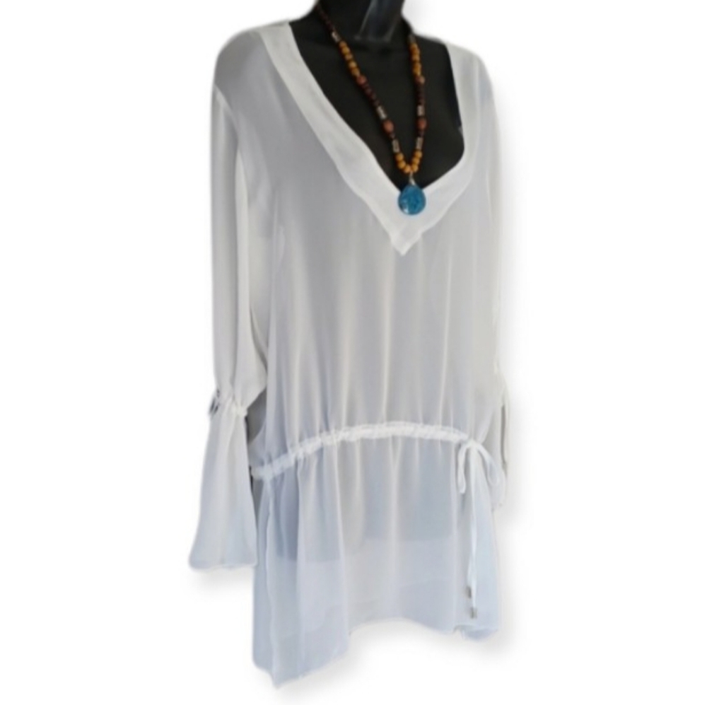 La Vivian Rose sheer white Beach cover Size M